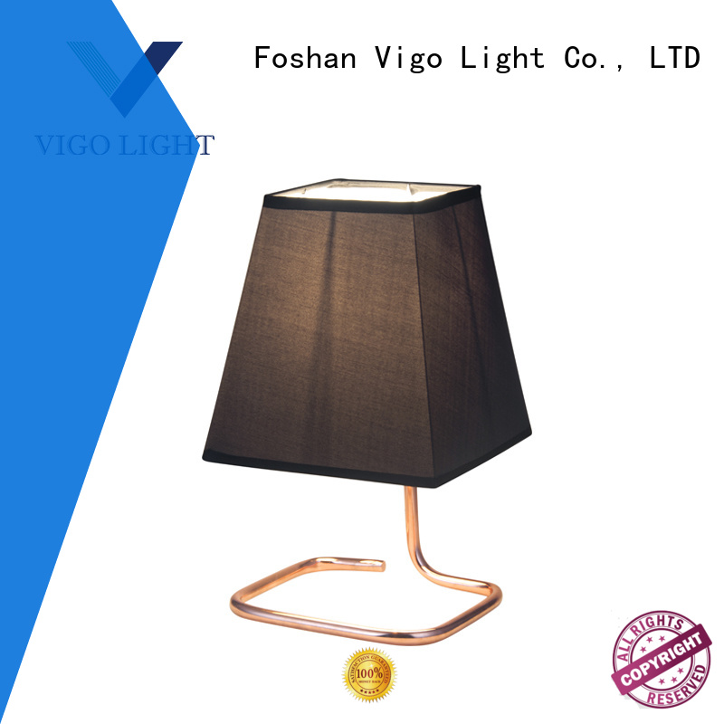 Coppen electroplated simple fashion table lamp with black shade